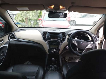 Used Hyundai Santa Fe Car In Ahmedabad
