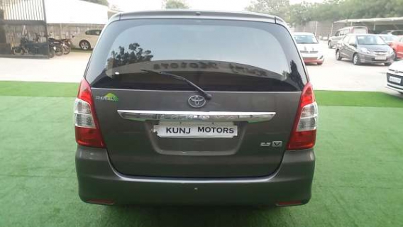 Used Toyota Innova Car In New Delhi