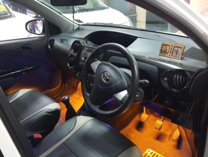 Used Toyota Etios Cross Car In New Delhi