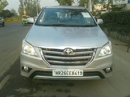 Used Toyota Innova Car In Ghaziabad