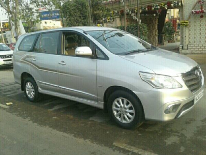 Used Toyota Innova Car In Ghaziabad