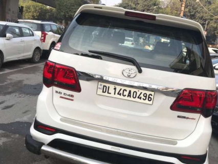 Used Toyota Fortuner Car In New Delhi