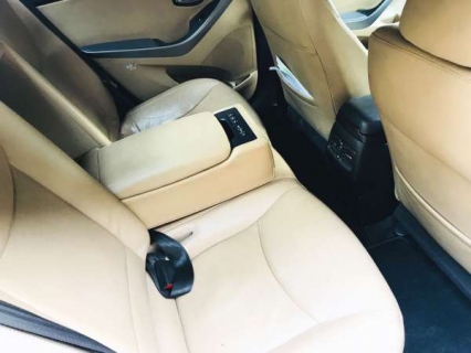 Used Hyundai Elantra Car In New Delhi