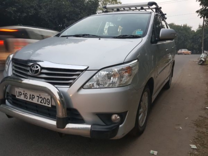 Used Toyota Innova Car In Faridabad