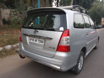 Used Toyota Innova Car In Faridabad