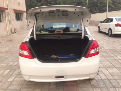 Used Maruti Suzuki Swift DZire Car In New Delhi